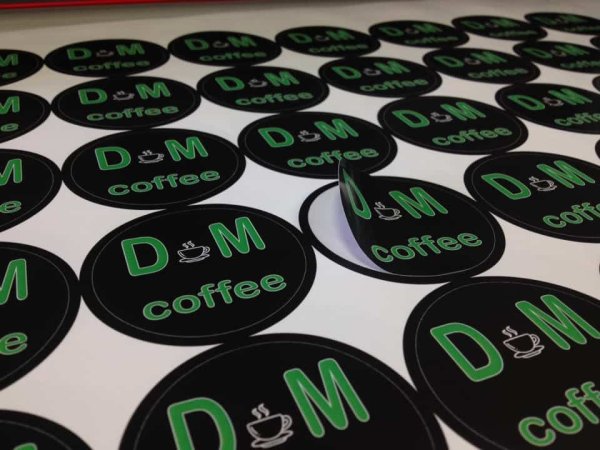 Рекламные наклейки