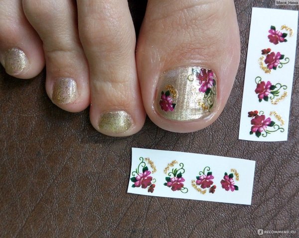 Ногти на ногах