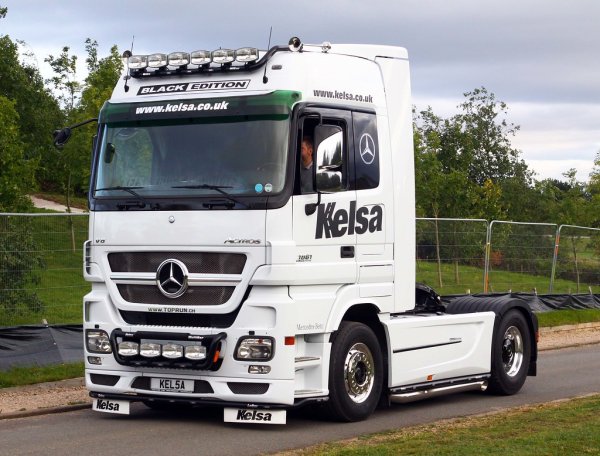 Мерседес Актрос мп2 Мегаспейс