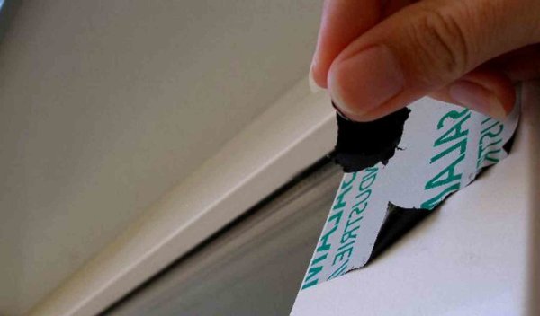 Защитная пленка для пластиковых окон