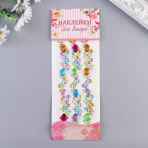 Наклейки стразы