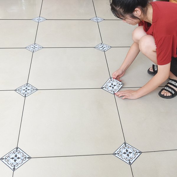 Наклейки на плитку на пол