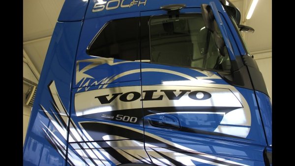 Наклейки на Вольво fh4