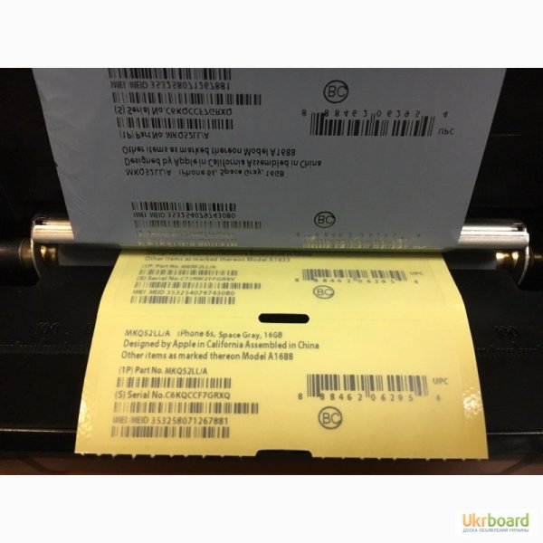 Макет наклейки на коробку iphone