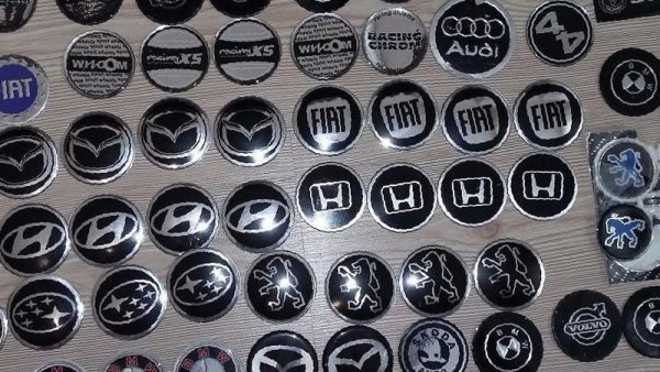 Заглушка на литой диск Mazda 50мм