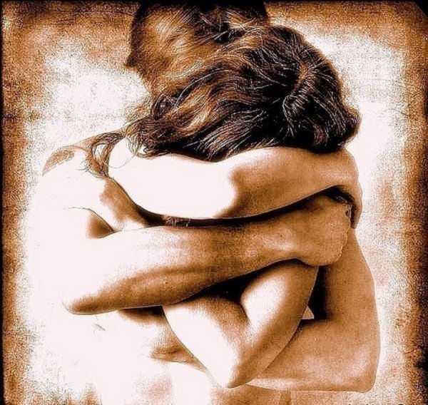 Обнимаю крепко