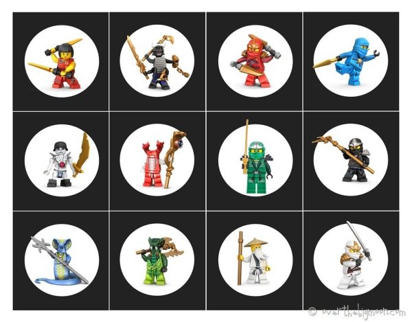 Наклейки на стену лего