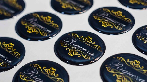 Изготовить объемные наклейки