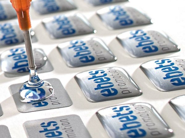 Круглые объемные наклейки