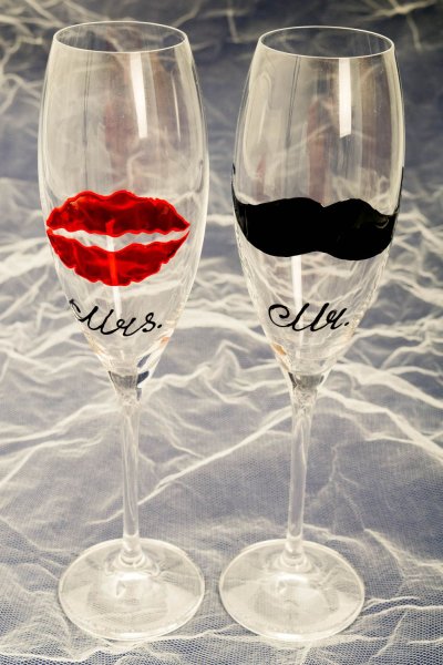 Наклейки на бокалы