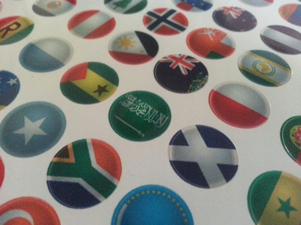 Мяч с флагами стран