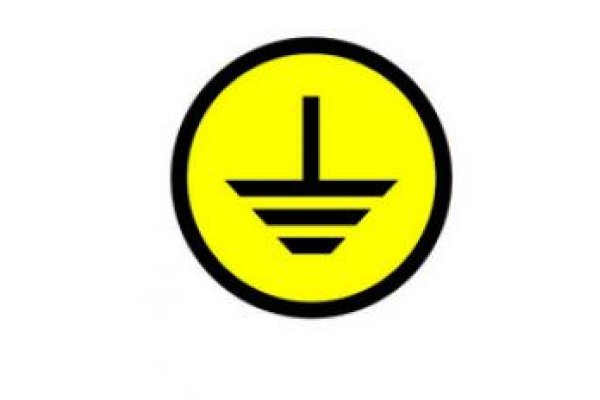 Знак заземление наклейка 20х20мм