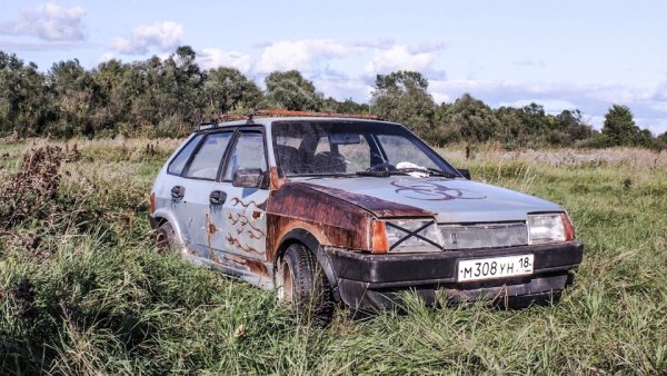 Наклейки на боевую классику