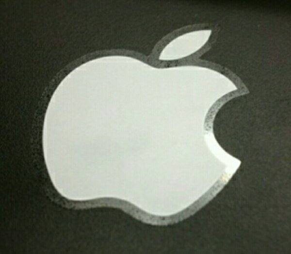 Наклейка яблоко на айфон