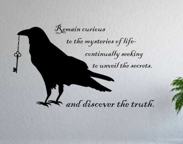 Наклейка с вороном