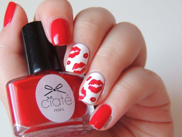 Прикольные красные ногти