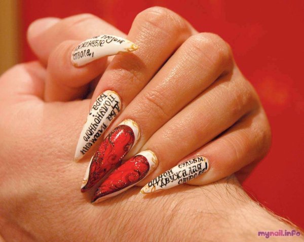 Красные матовые ногти