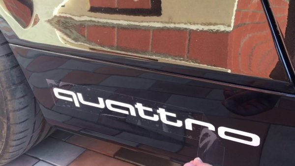 Наклейка кватро Audi
