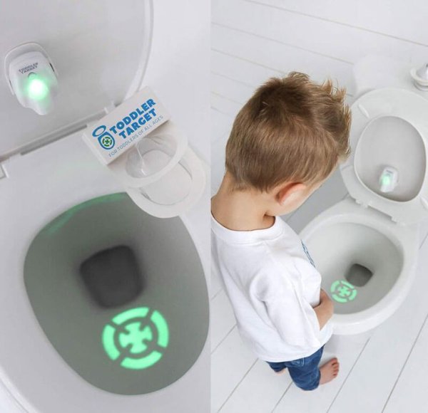 Туалет для девочек в детском саду