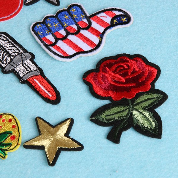 Наклейки на ткань утюгом