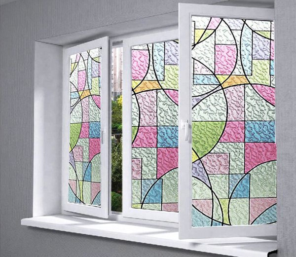 Украшение окон в детском саду лето