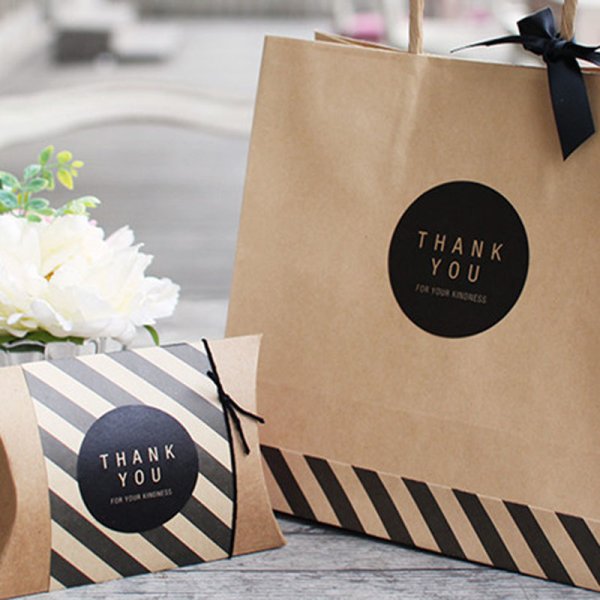 Наклейки на крафтовой бумаге