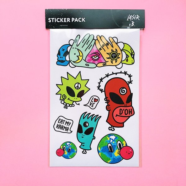 Наклейка череп с короной в КС го