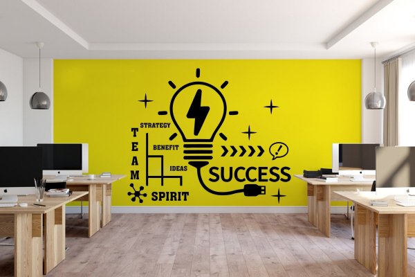 Стикеры на стене в офисе