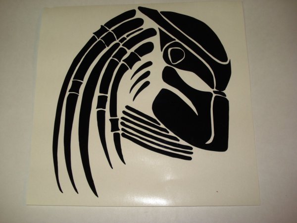 Наклейки на авто Predator