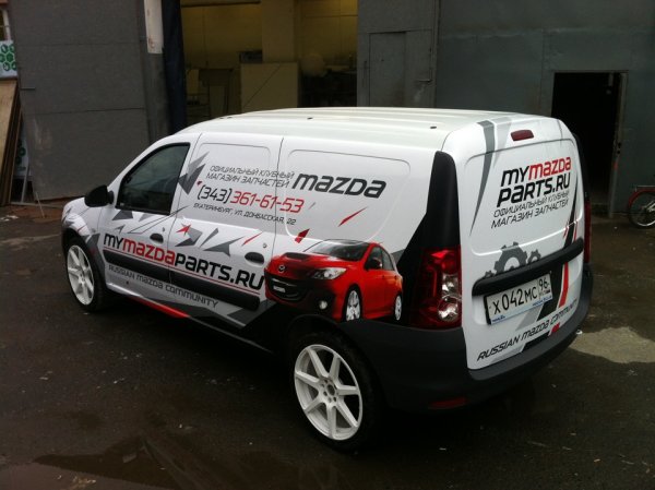 Брендирование Лада Ларгус фургон