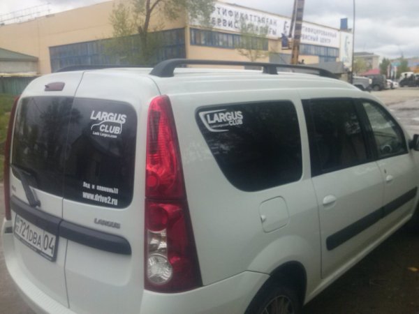 Наклейки на Лада Ларгус