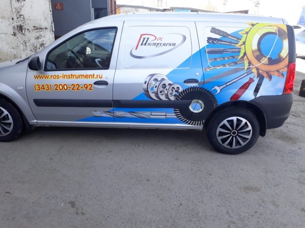 Наклейки на Лада Ларгус