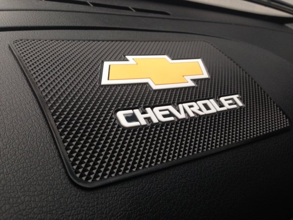 Противоскользящие коврики для Нивы Шевроле