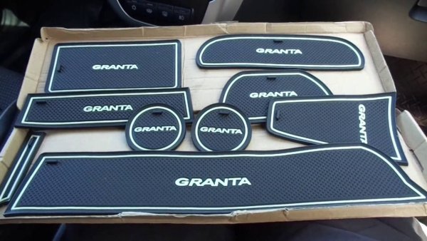 Лада Гранта коврики в салон на панель