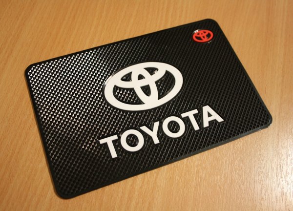 Коврик на Торпедо Тойота Королла е150