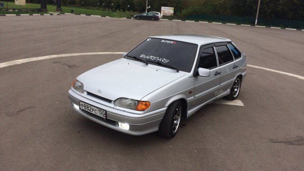 ВАЗ 2114 серебристая бункер