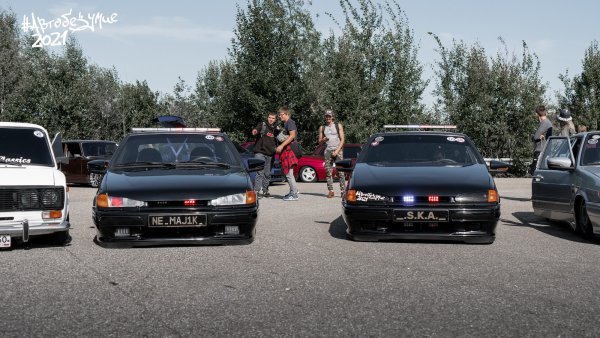 Наклейка Автобезумие 2021