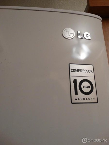 LG телевизор ID наклейка сзади