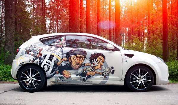 Виниловые наклейки на машину