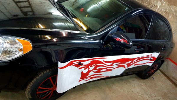 Наклейки винил черно-белые