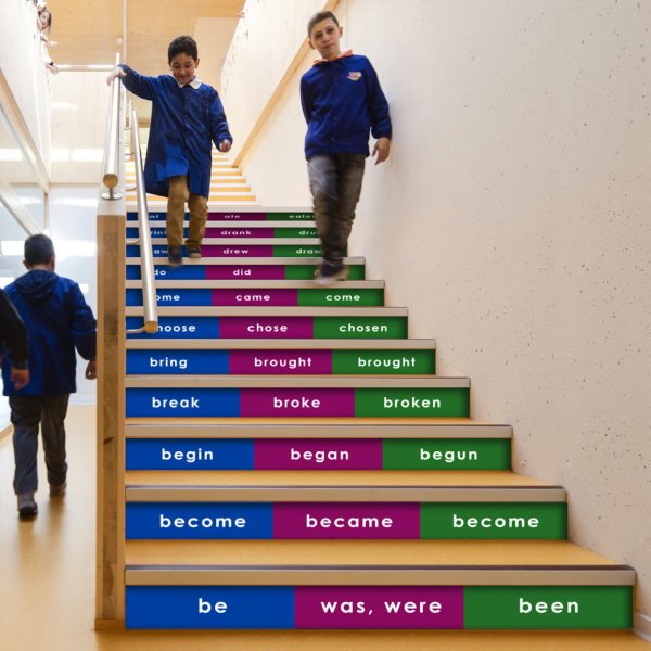 Красивые лестницы в школе