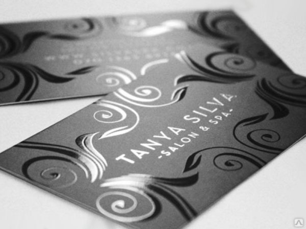 УФ лак на визитках