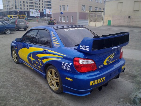 Subaru WRX STI винил