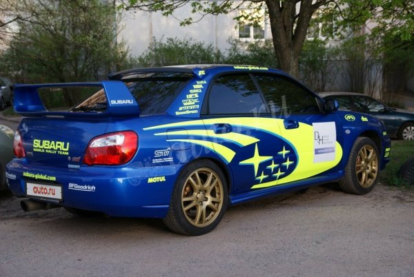 Субару Импреза вектор