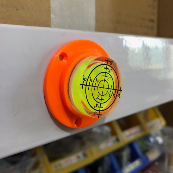 Пузырьковый магнитный уровень круглый