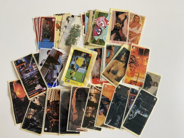 Наклейки из жвачек