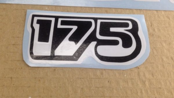 Наклейки на мотоцикл Сова 175