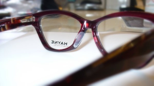 Накладки на очки на переносицу