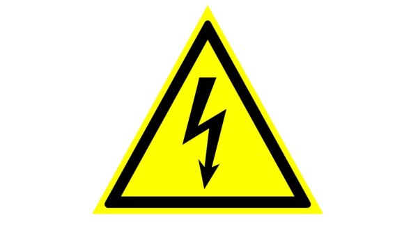 Предупреждающий знак w08 опасность поражения электрическим током