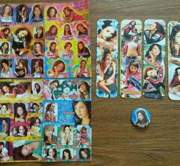 Певица Максим тетрадь